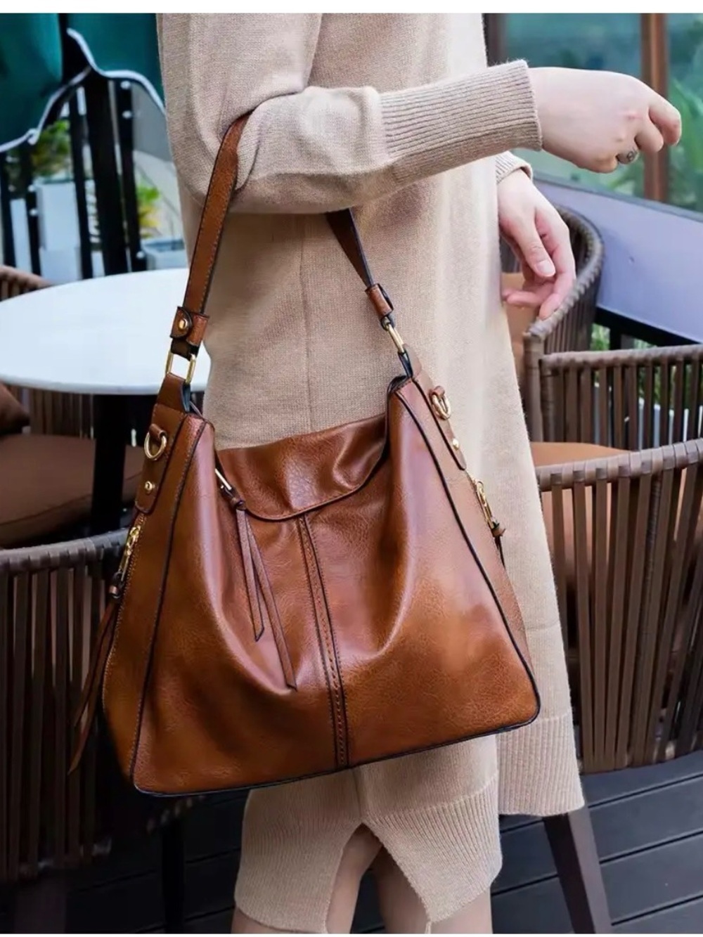 Libra Hobo bag vegan leather